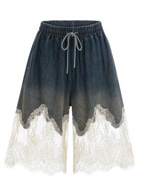 NWT Bermuda shorts in denim and lace Size Small